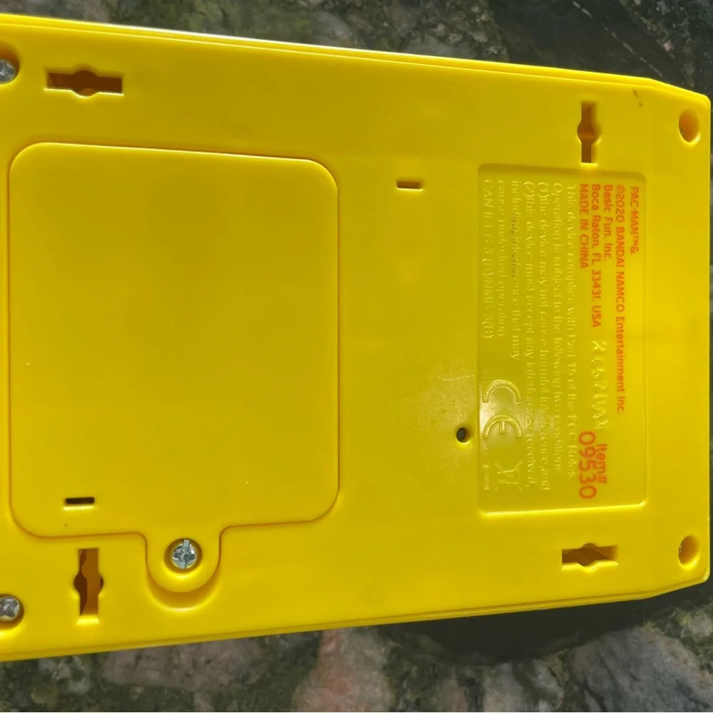Handheld Arcade Console - Yellow